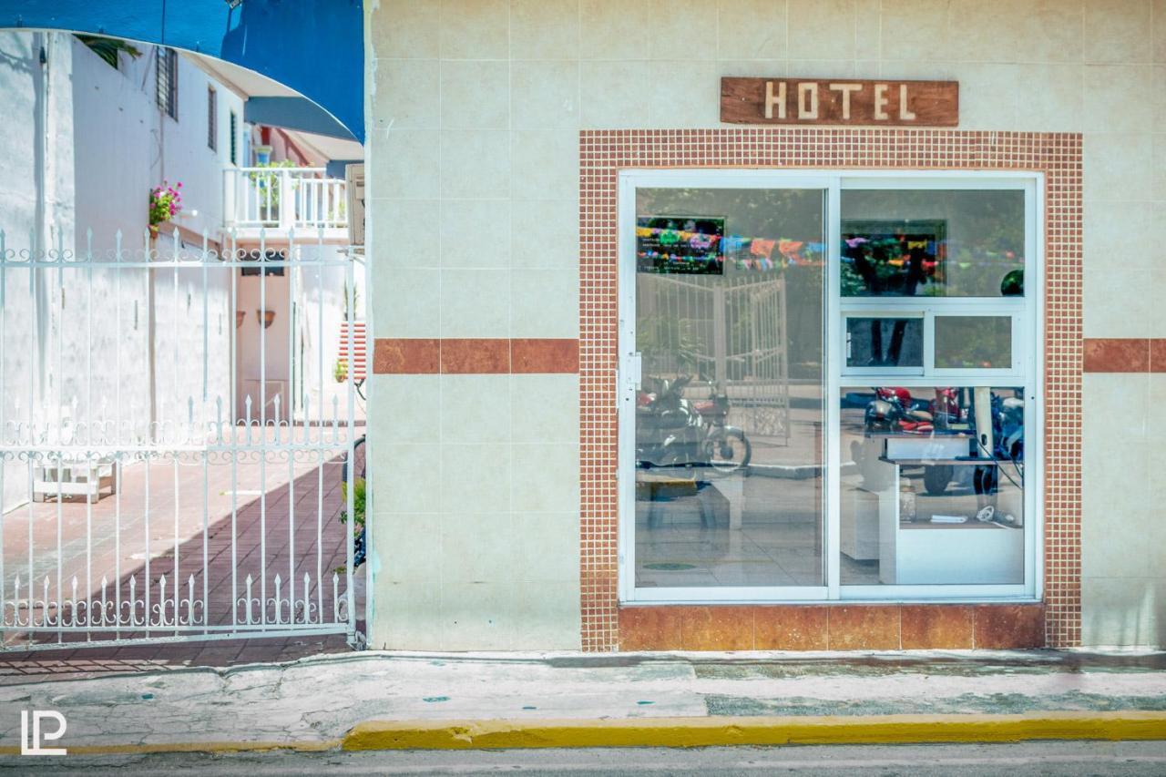 Hotel Quiam Playa del Carmen Luaran gambar